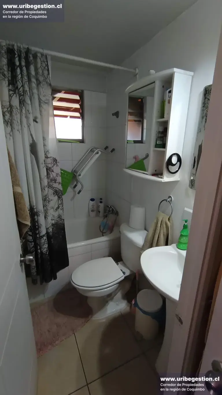 Casa 4 dormitorios 3 baños en Cielos Del Valle Coquimbo — foto 9