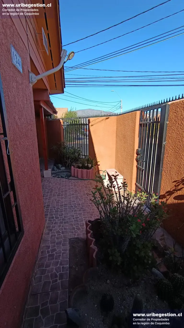 Casa 4 dormitorios 3 baños en Cielos Del Valle Coquimbo — foto 7